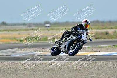 media/Apr-18-2025-TrackDaz (Fri) [[45f5874c44]]/B Group/Session 2 (Turn 7)/